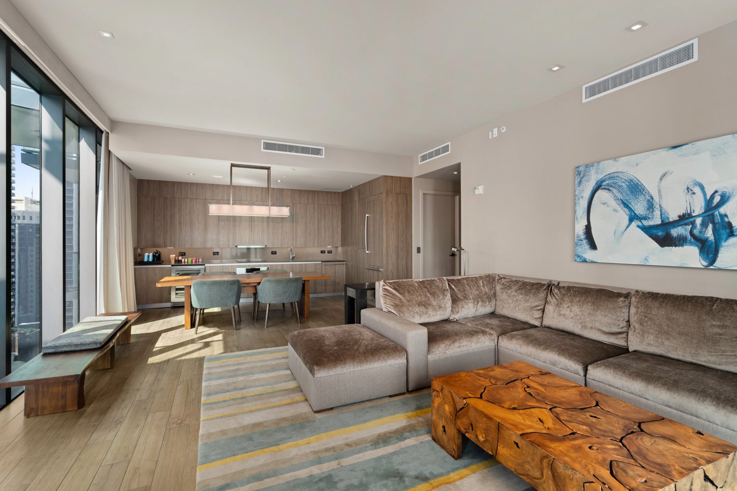 3-BEDROOM RESIDENCE SUITE IMG