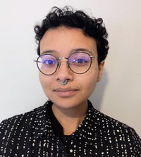 Headshot of Robyn Thomas