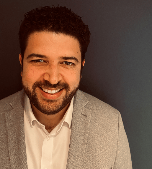 Headshot of Liam Darbon