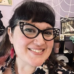 Headshot of Laura Schneider