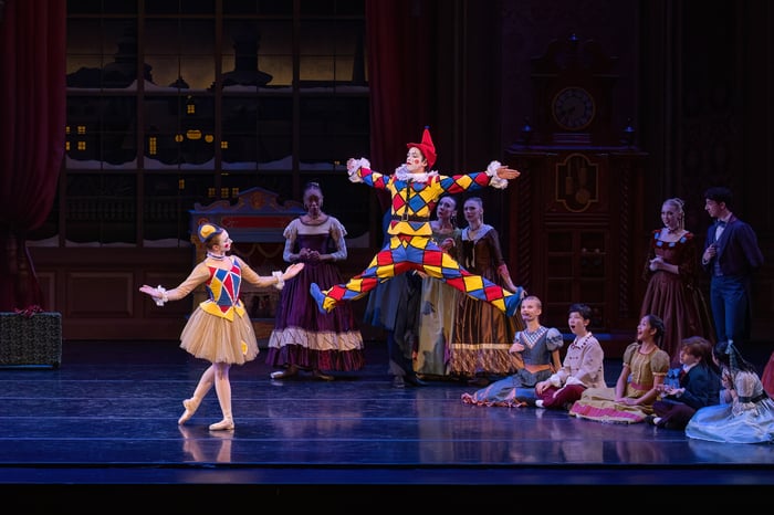Kansas City Ballet Dancers Gillian Yoder and Elliott Rogers in Devon Carney's The Nutcracker