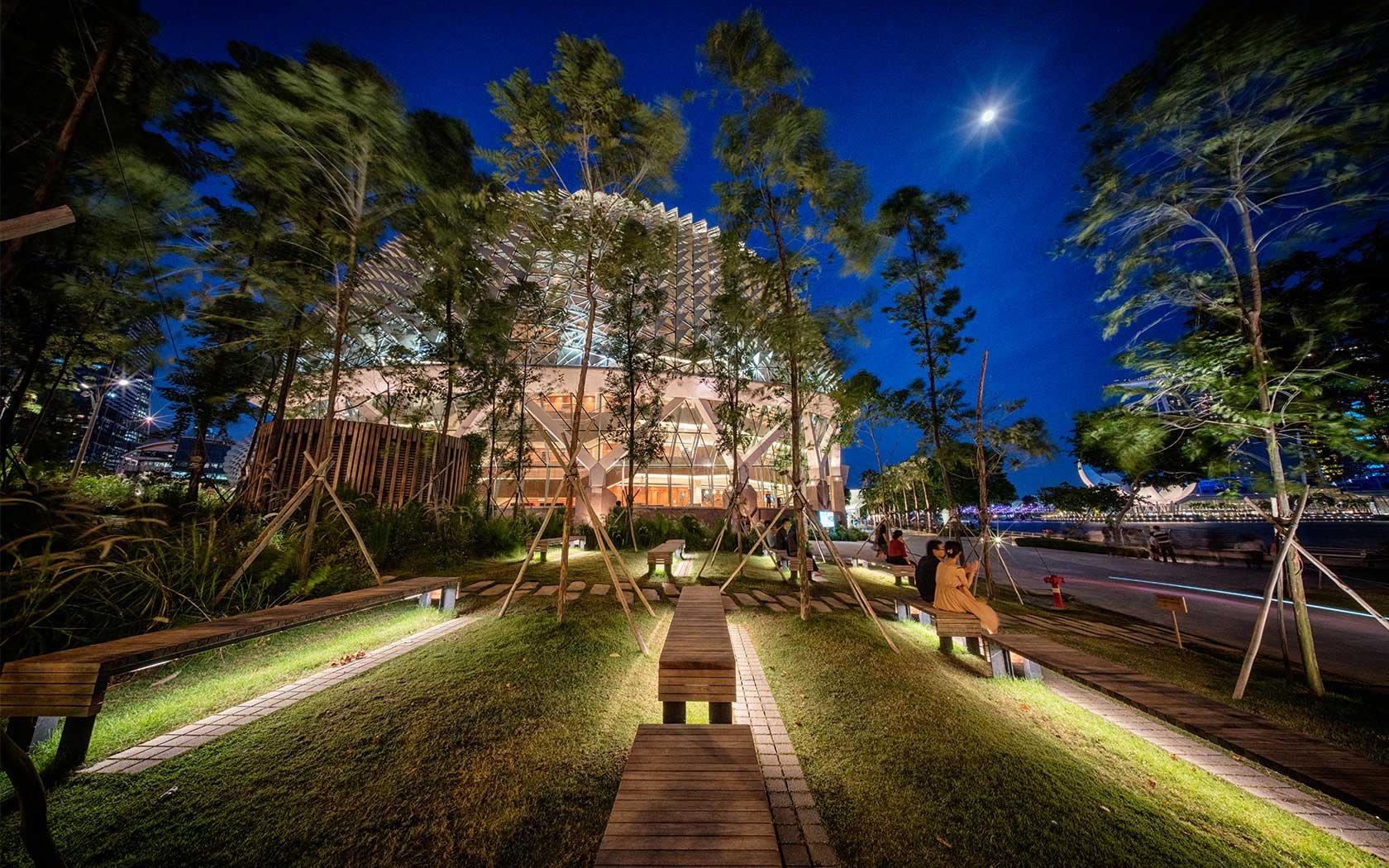 Esplanade for Couples: Romantic Spots and Date Night Ideas