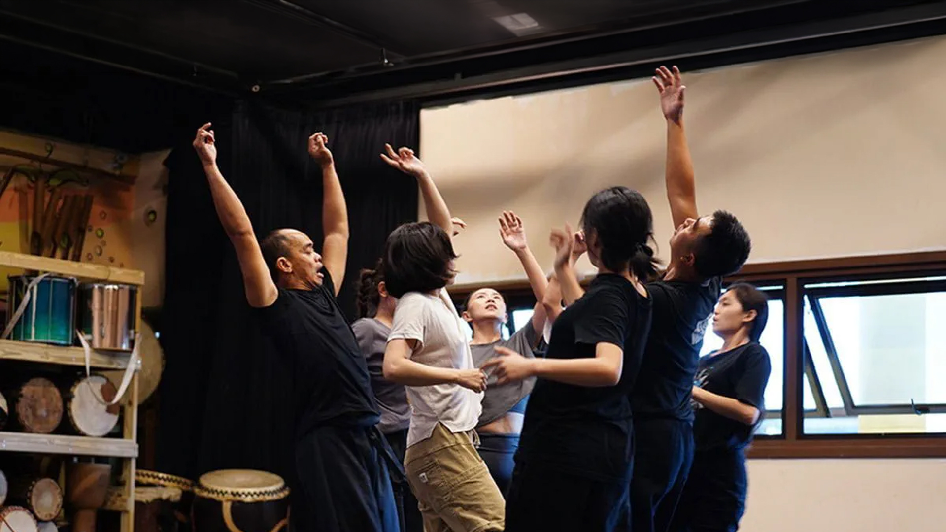Parent-Child Workshop: Wiggle, Giggle, Make a Sound! A Playful Theatre Exploration