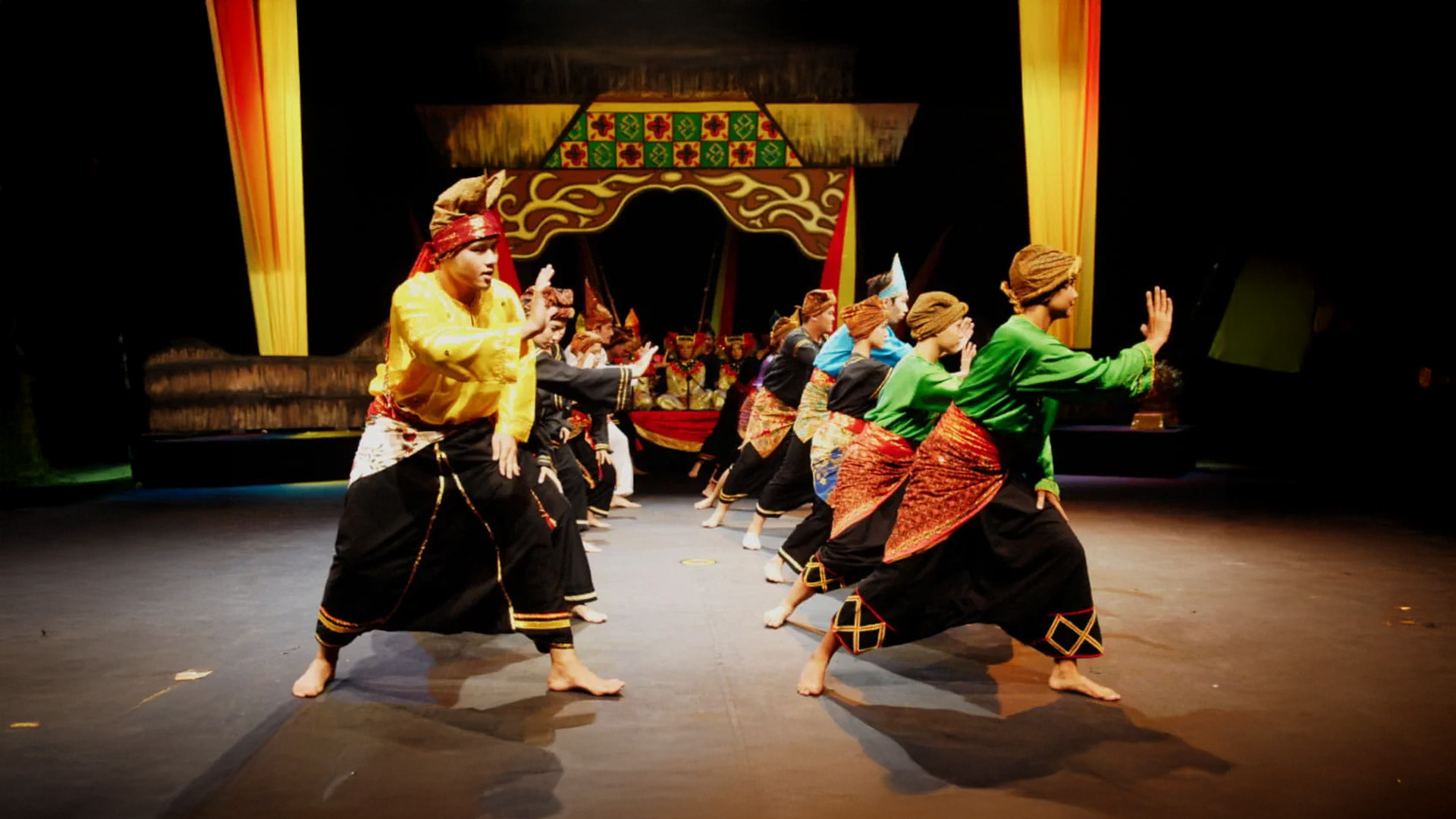 Introduction to Randai: Movement, Music and Storytelling