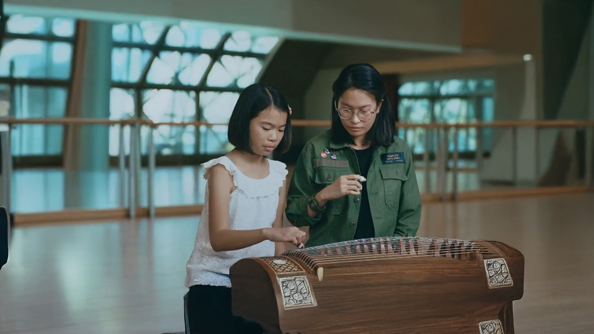 #4 | HANNAH THE GUZHENG TEACHER