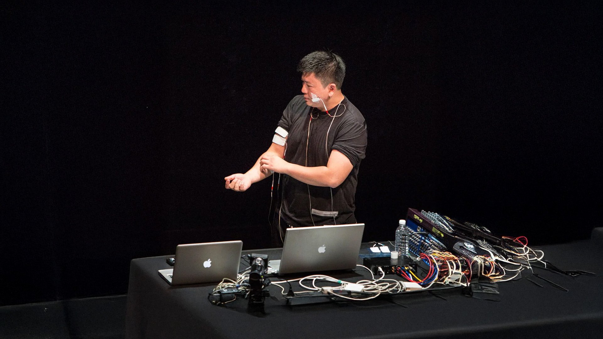 Choy Ka Fai: Weaving dance, technology and culture
