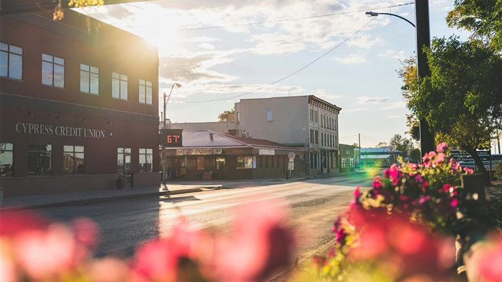 picture of downtown Maple Creek