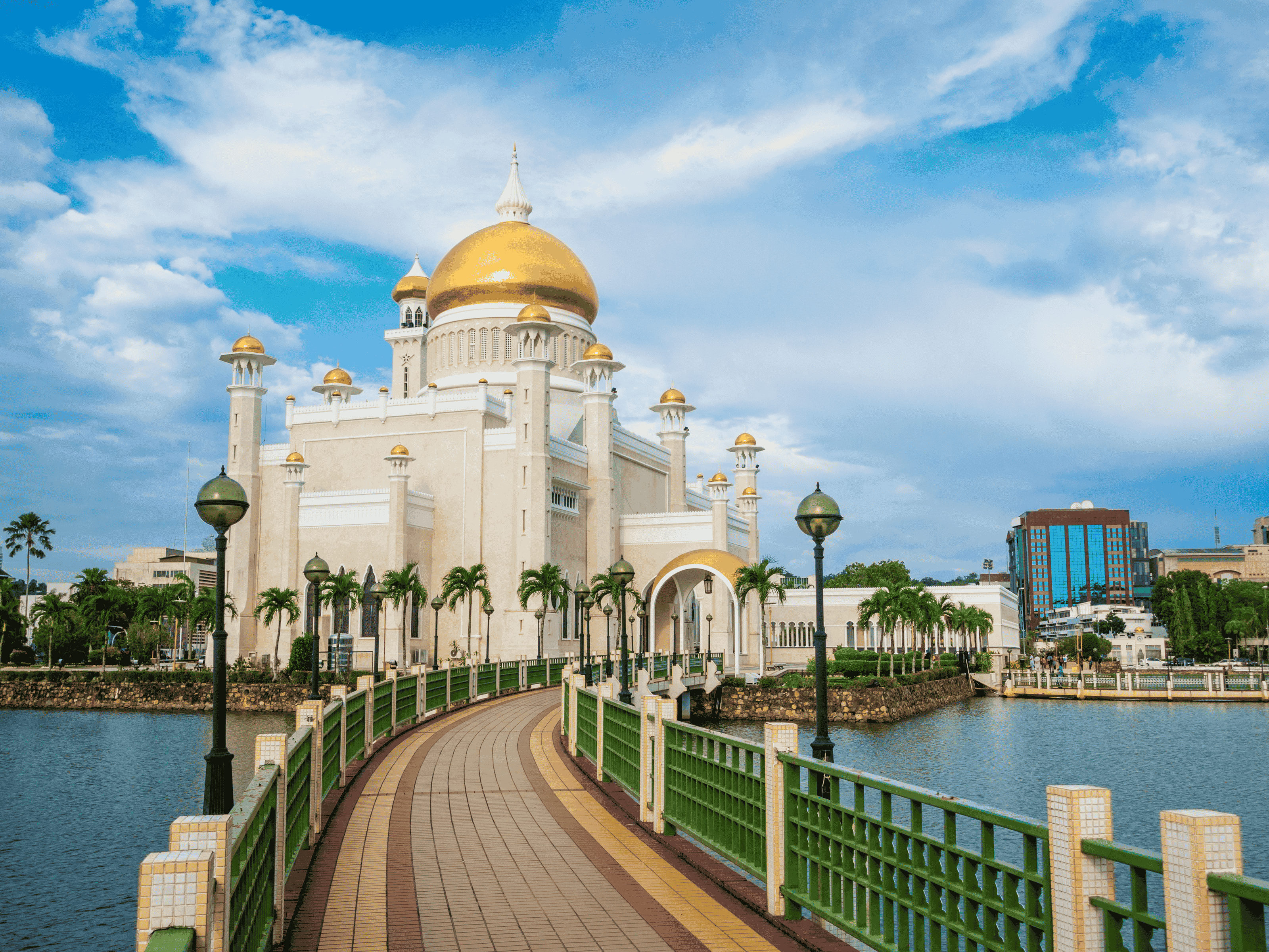 Saltan Omar Ali Saifuddin Mosque in Brunei