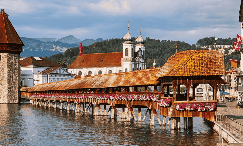 CHF-Switzerland-Travel (1)