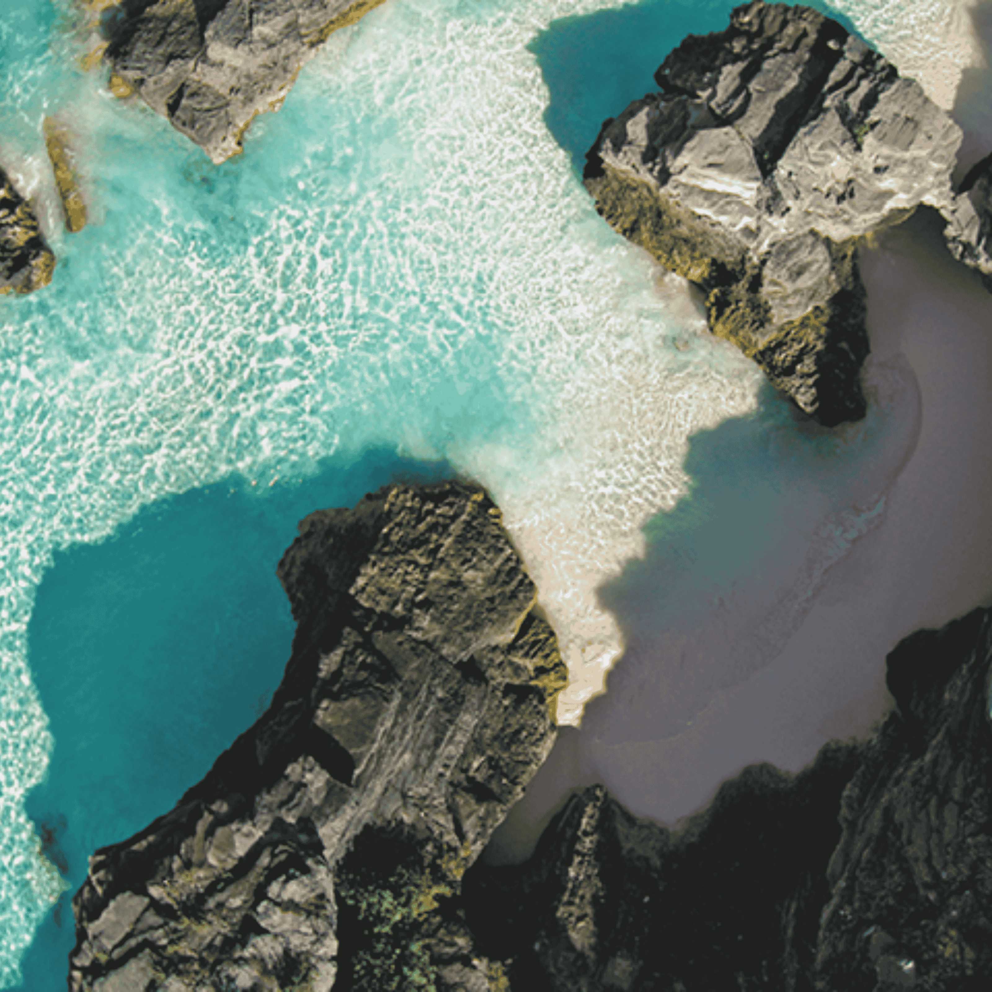 Crystal clear waters of Bermuda, Caribbean Islands