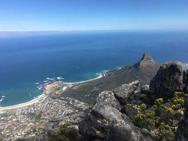 Table_Mountain_viewing_Cape_Town_Mobile_42kb