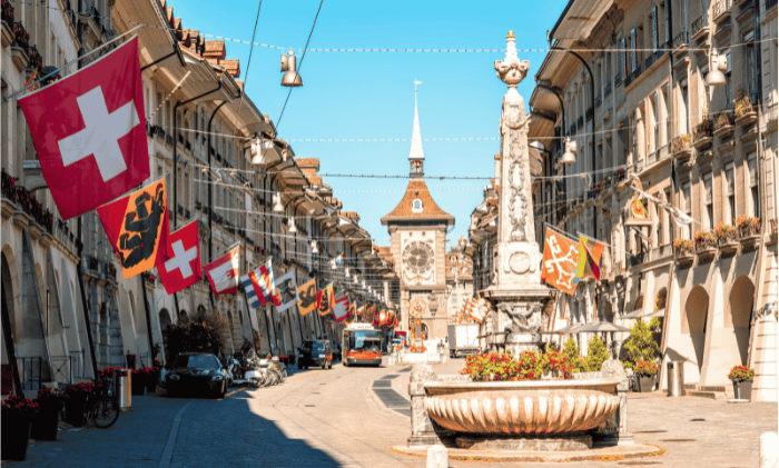 CHF_Bern_ Switzerland_197kb
