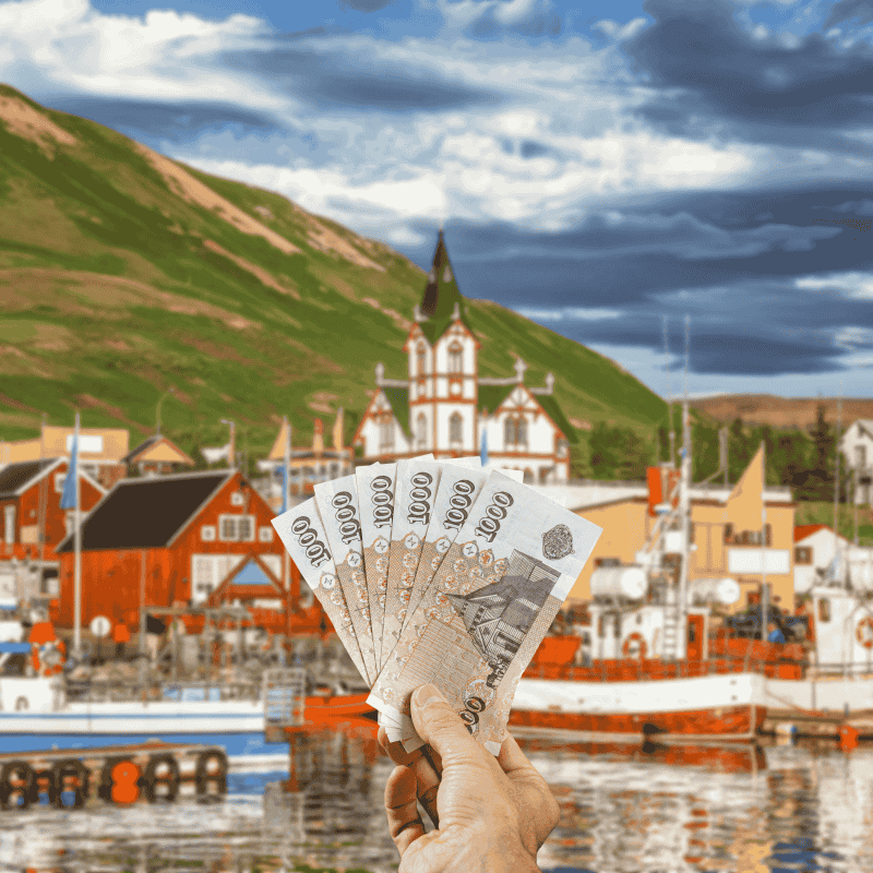 ISK_Cash_Iceland
