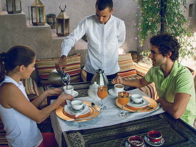 Using Your Currency Card