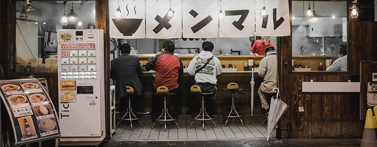 Japan broke vs baller - ramen shop