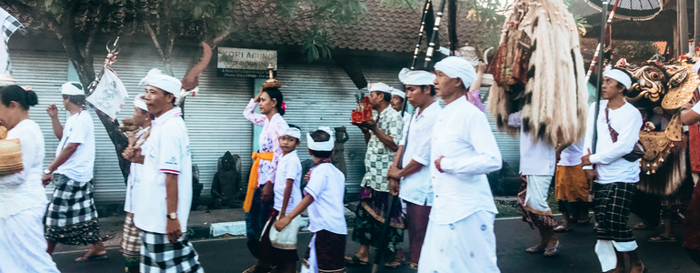 Balinese Festival Ceremony. Photography by Gemma Edwards.