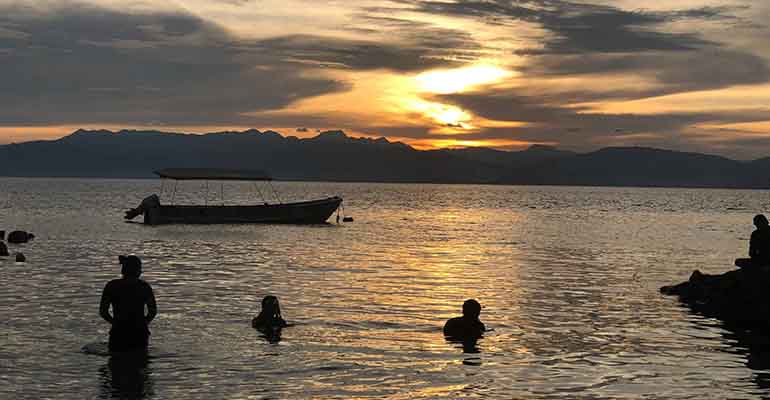 Sunset on Panagsama beach