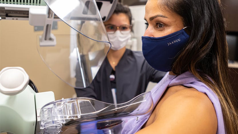 A more comfortable mammogram? Yes, plus other new state-of-the-art breast cancer screening tools - UChicago Medicine