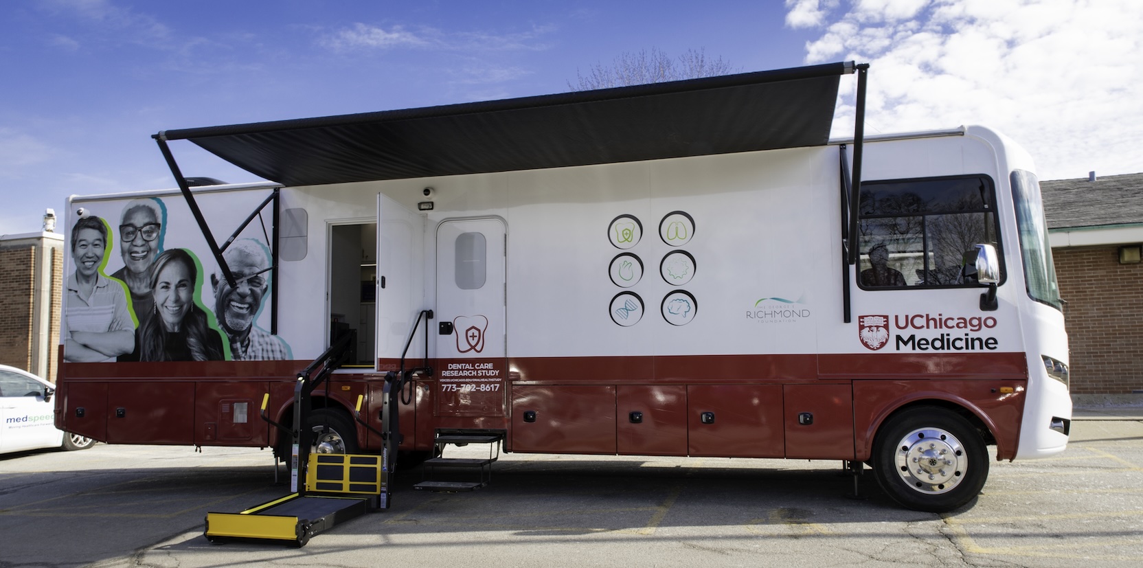 mobile dental clinic