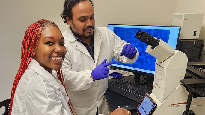 Marcy’Anna Murphy and her research supervisor, Dr. Abhimanyu Thakur.