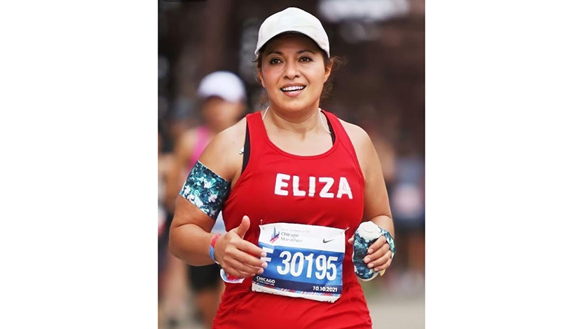  Elizabeth Jimenez running the Chicago Marathon.
