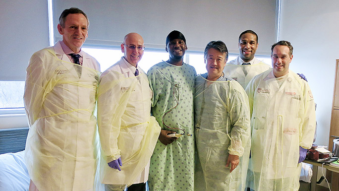 Daru Smith and his triple organ transplantation team at uchicago medicine
