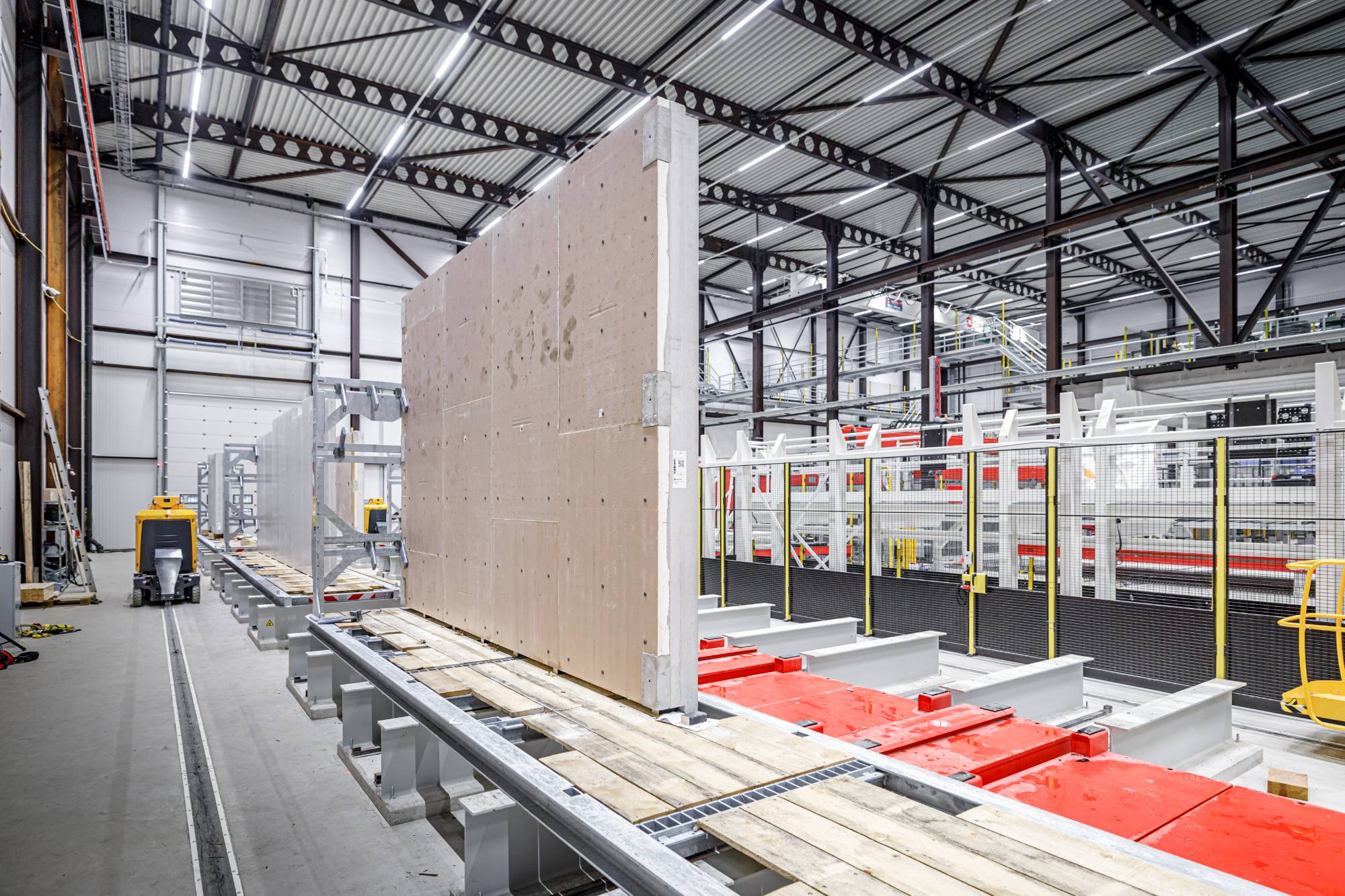 Betonelement uit woningfabriek