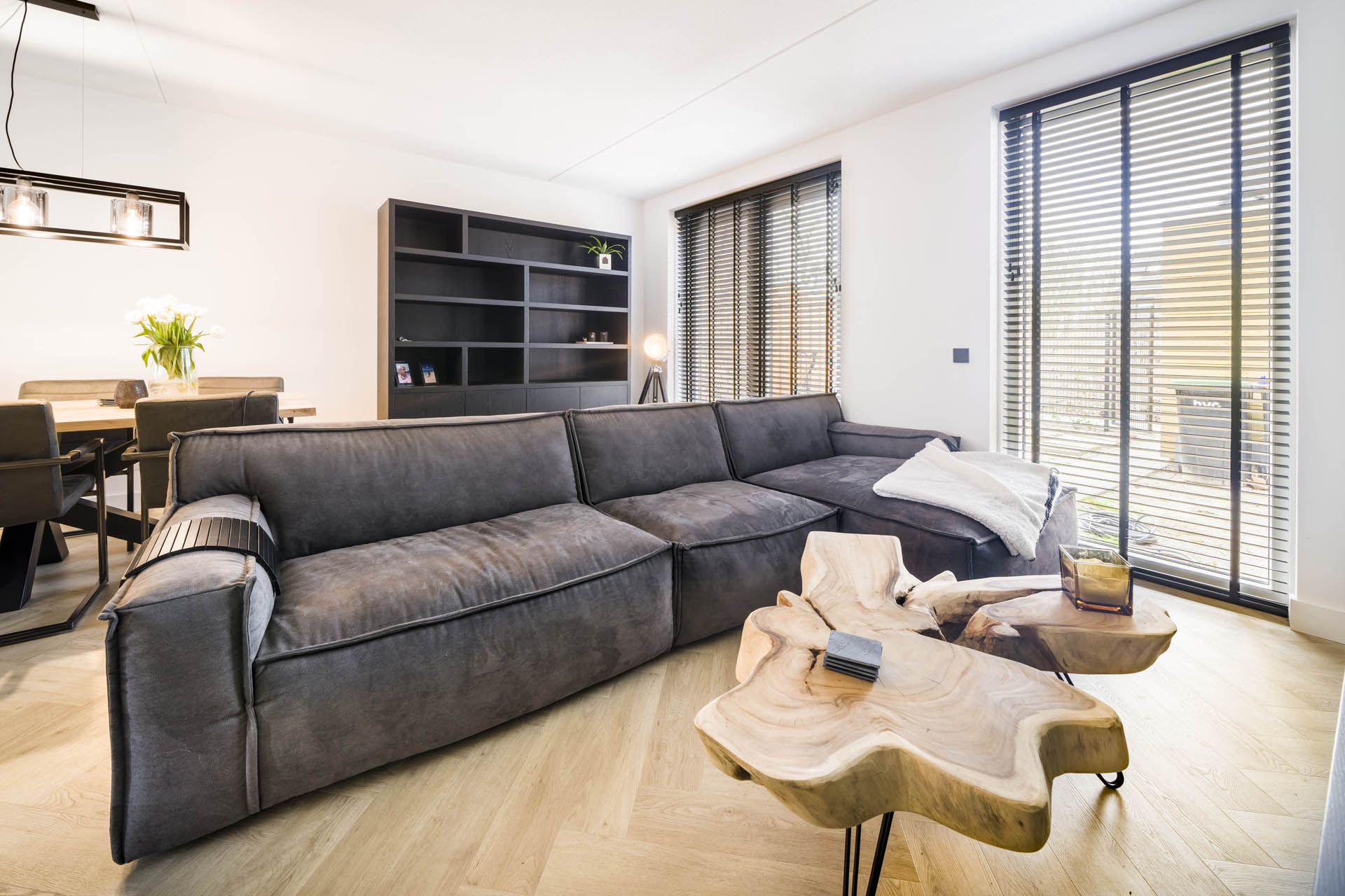 De woonkamer van Daniëlle en Yorick