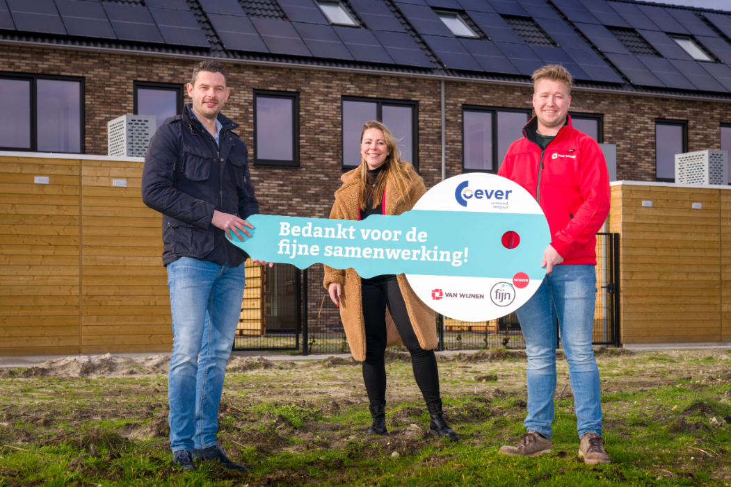 Chris, Jaimy en Jelle met sleutel