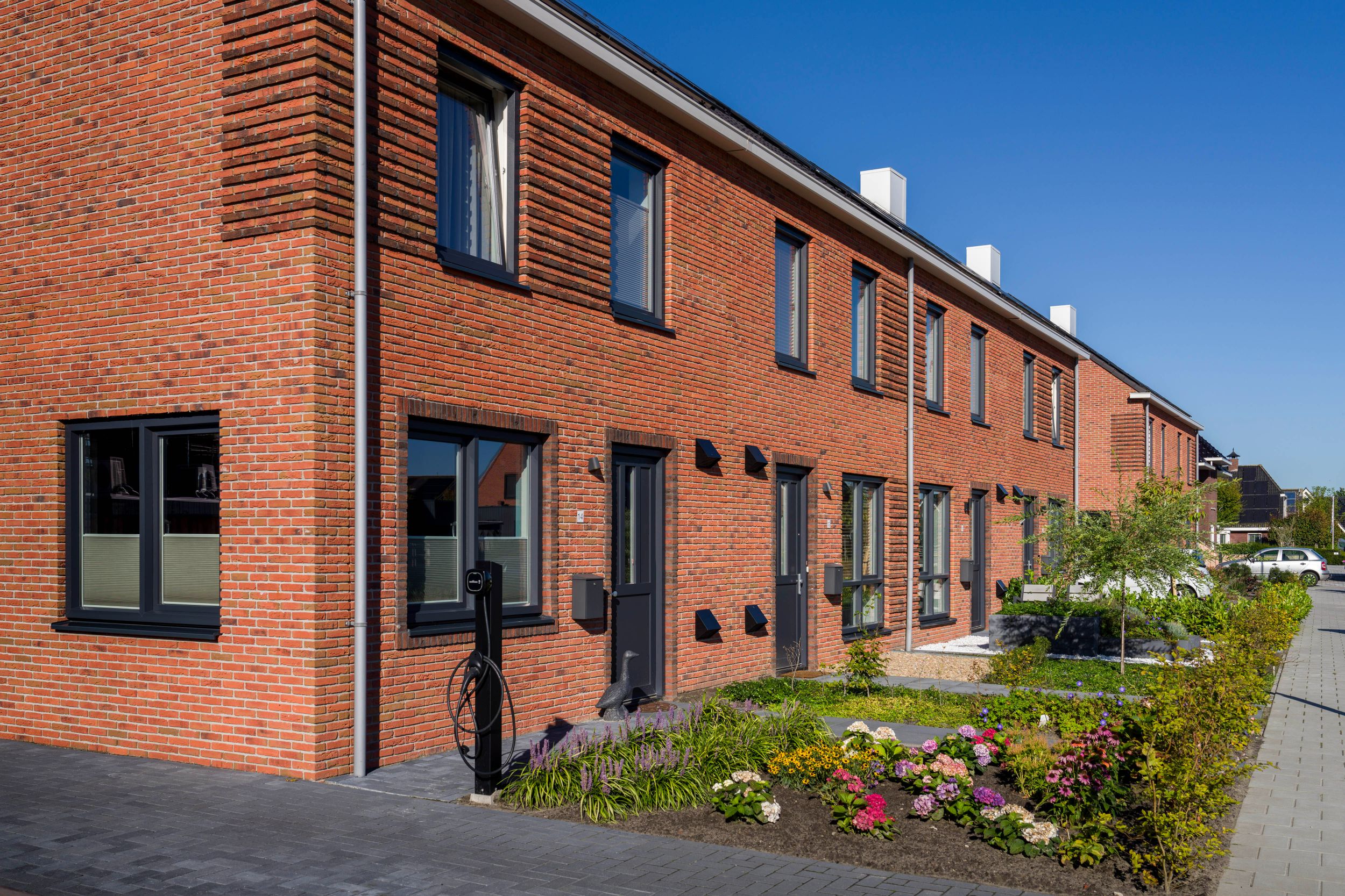 Gorredijk - Nij Loevestein - Rij tweelaags met kap woningen