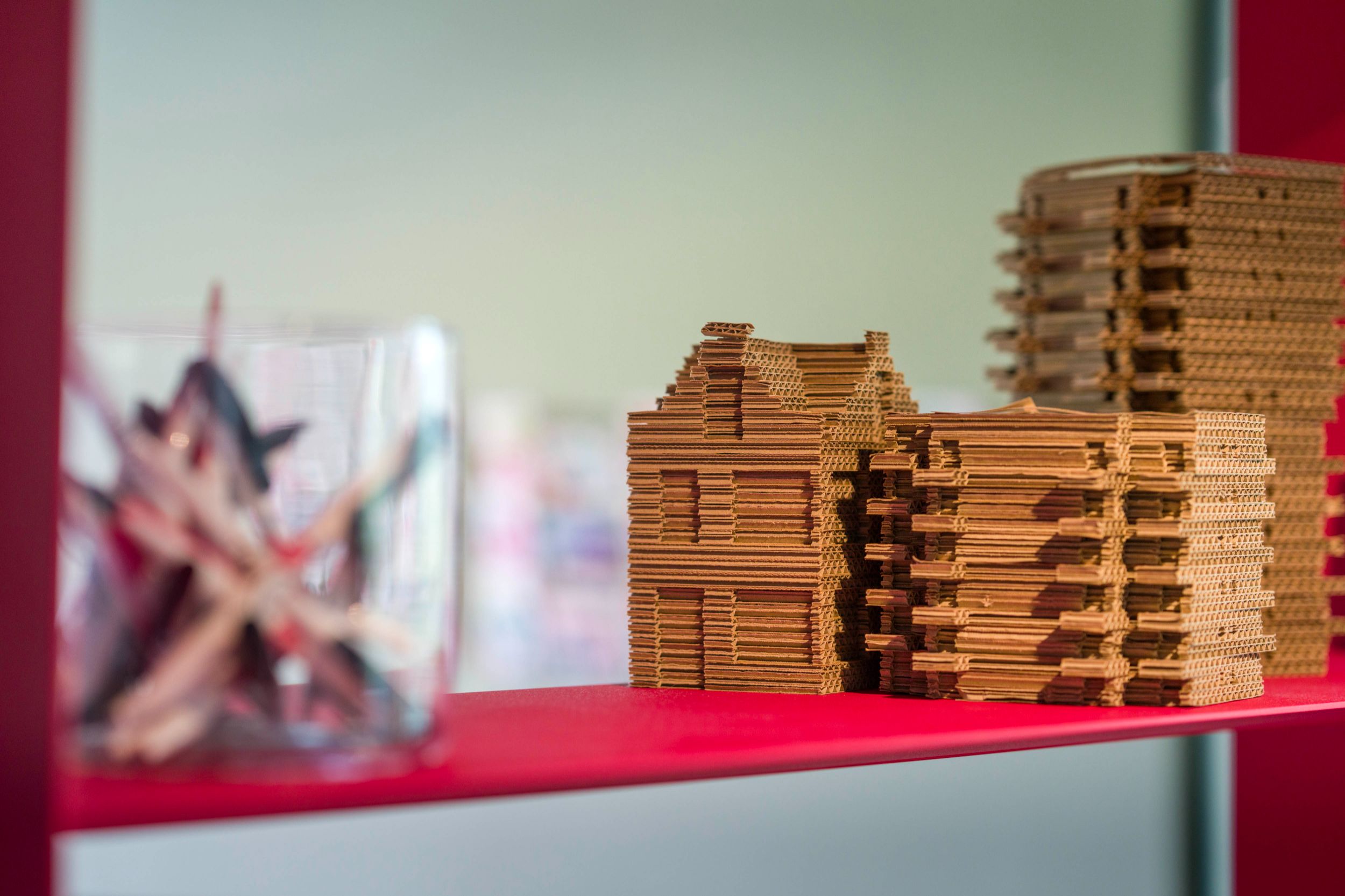 Sfeerbeeld kantoor Heerenveen - Kartonnen modellen woningen en appartementen