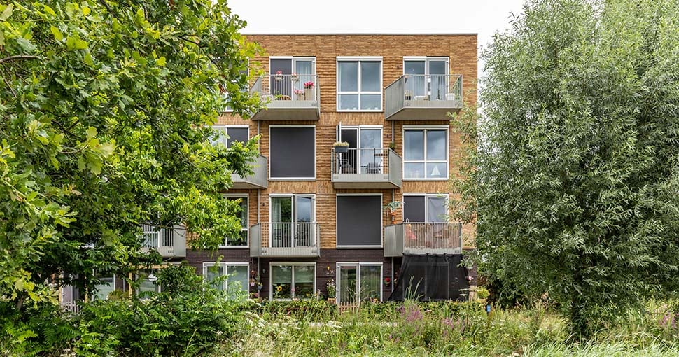 Balkonnen en gevel Schepersweg Breukelen Vecht & omstreken
