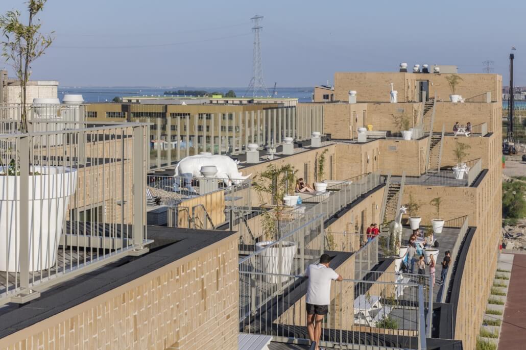 04_Studioninedots_Smiley_Peter-Cuypers-HR-1030x686-1