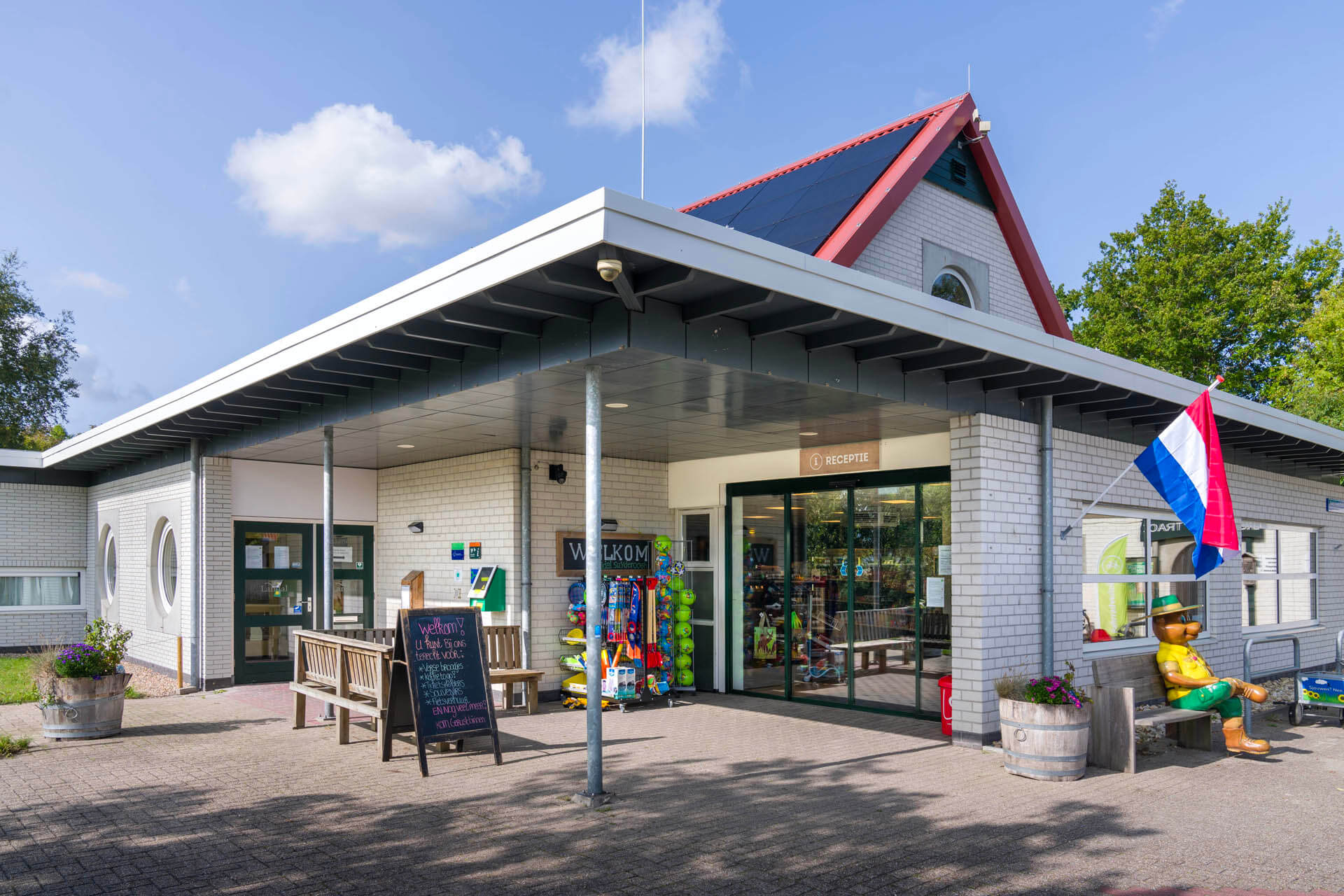 Suyderoog_Landal_centrumgebouw