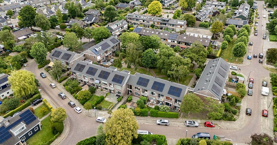 Dronefoto woningen Vijverlaan Vreeland Vecht & Omstreken