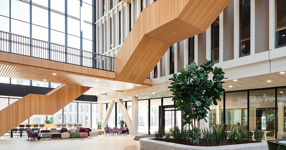 Centrale hal Avans Hogescholen Campus 300