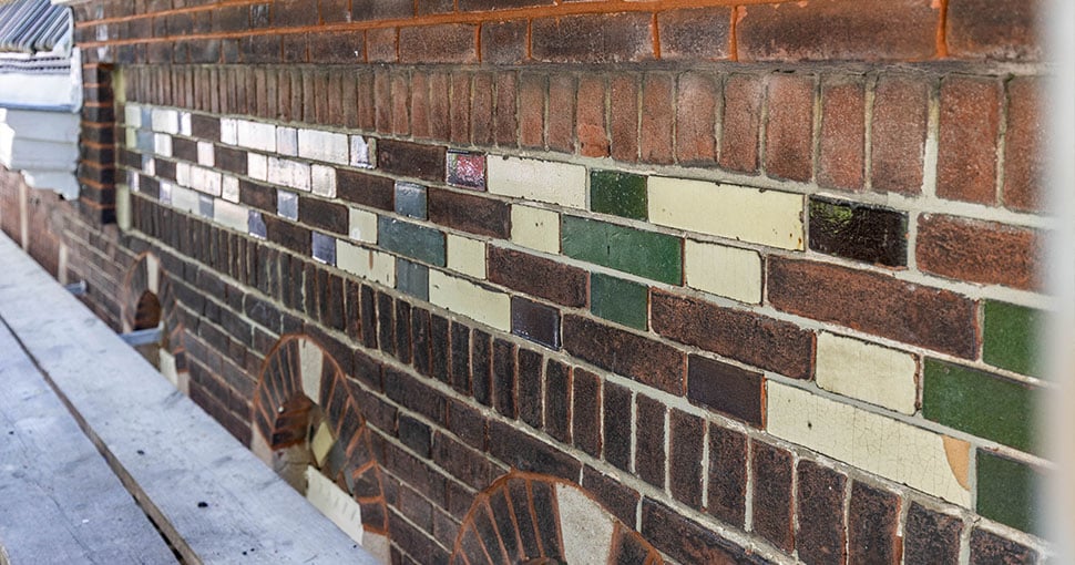 Detail in de gevel woningen Maijweg Den Bosch Zayaz