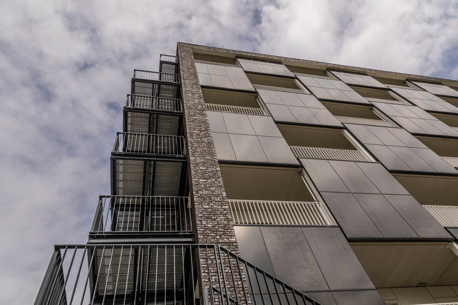 Wonen-Middelburg-Nieuwbouw-Appartementencomplex-Studentenhuisvesting-Woongoed-Zonnepanelen11-1536x1024-1