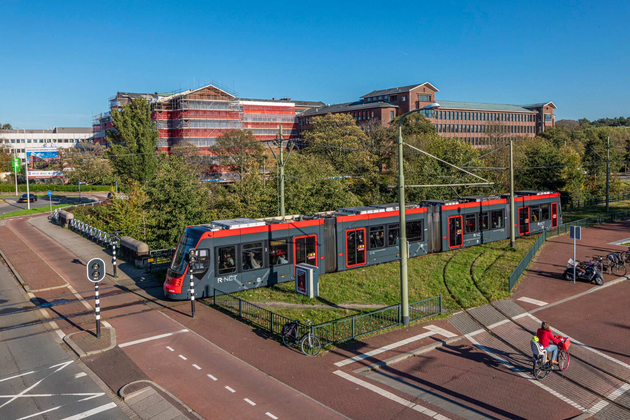 L1030569-2048x1365-1