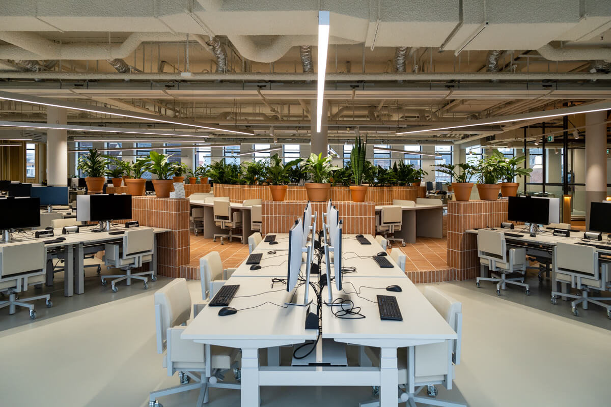 Transformatie Rokin Adyen 14