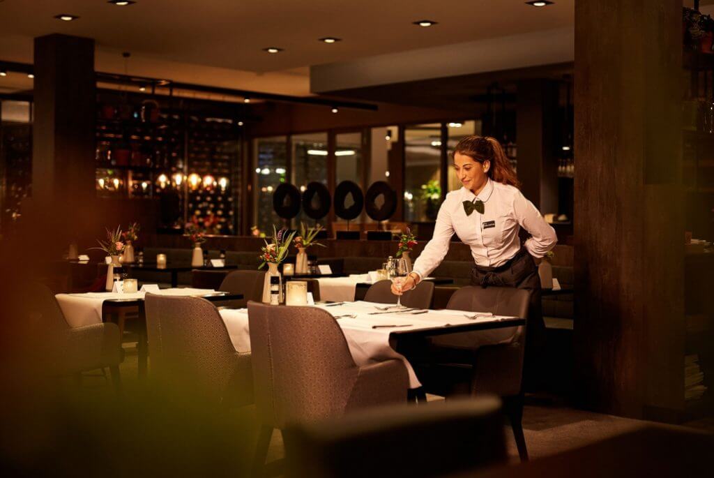 Restaurant-Van-der-Valk-Hotel-Nijmegen-Lent-1030x689-1024x685-1