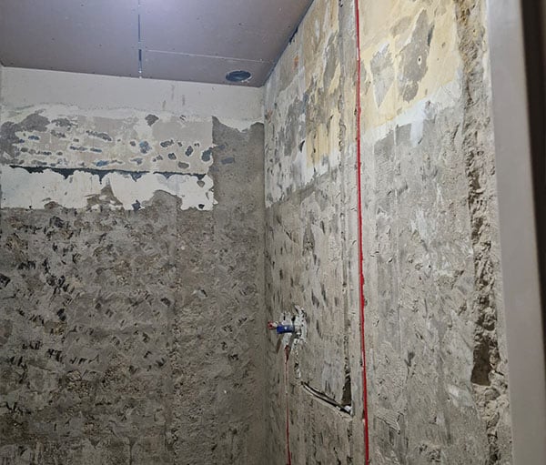 Gestripte badkamer Mendelssohnstraat