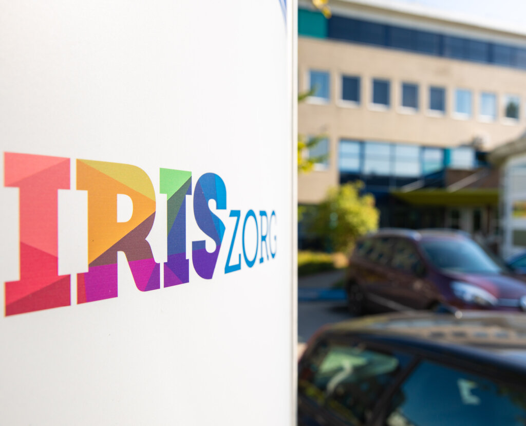 IRISzorg bord met logo