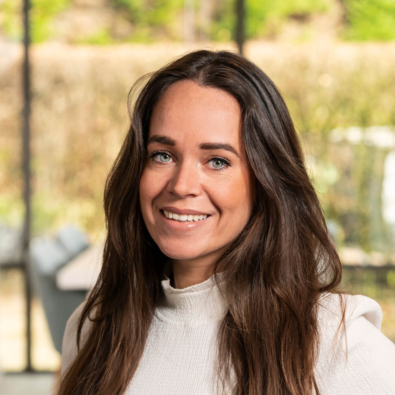 Barbara-Oneill-2022-scaled-e1756115809762