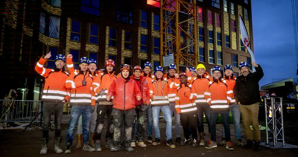 Viering bouwplaatstrofee Magnus