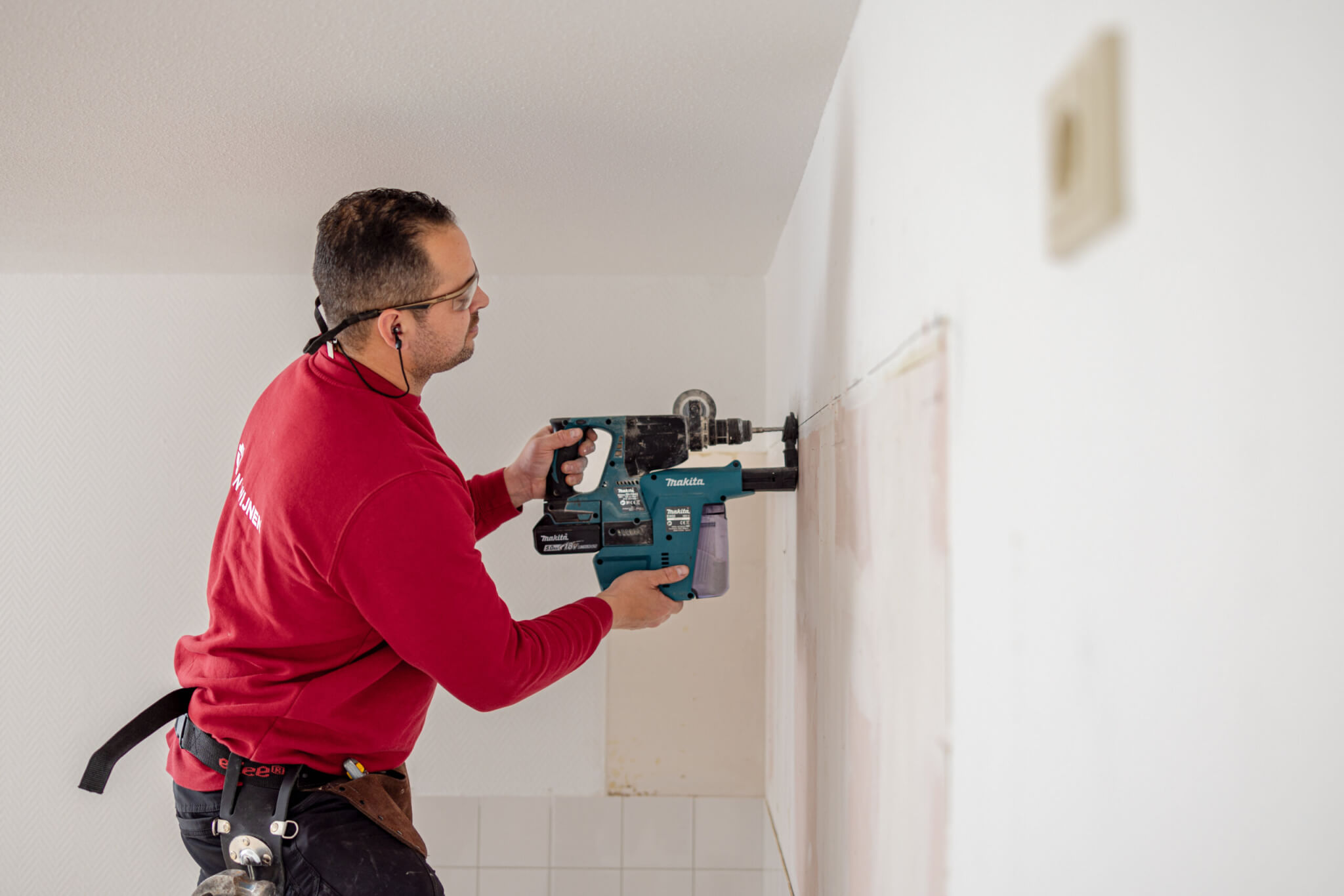 Werken-Vastgoedbeheer-Woningen-Utrecht-Servicemonteur-Kevin-Avila-Ortiz-4-scaled