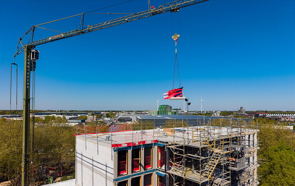 Laatste betonplaat hoogste punt Boschveld
