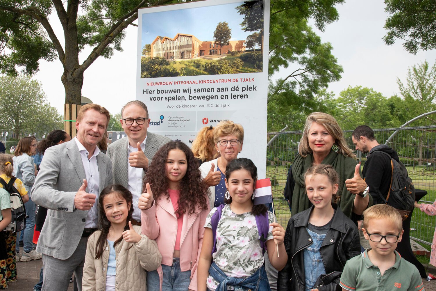 Onthulling-bouwbord-IKC-De-Tjalk-©FotostudioWierd-1500x1000