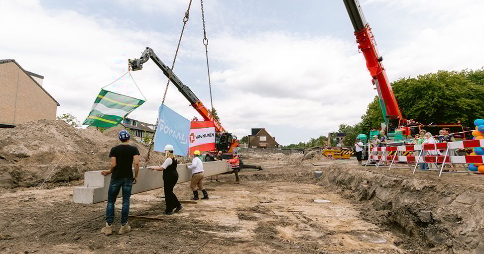 Start bouw viering Klaarwaterweg