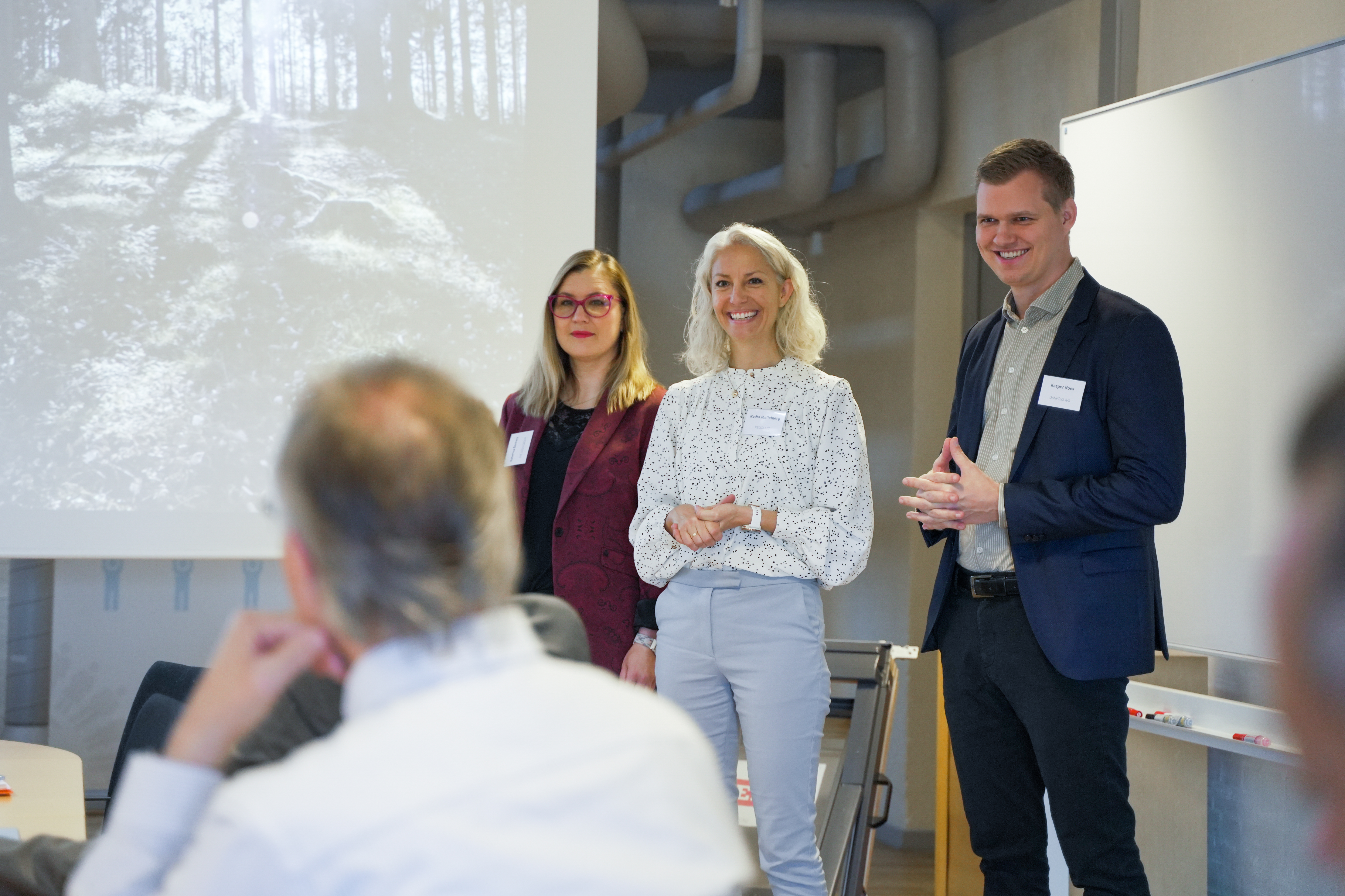 From left to right: Katerina Barrera (The LEGO Group), Nadia Møllebjerg (VELUX), and Kasper Noes (Danfoss) have worked together in recent months to launch the Danish Green Freight Network.  